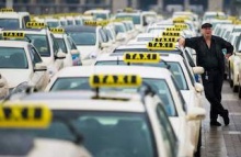 Американский сервис вызова такси запрещён в Париже Американский сервис вызова такси запрещён в Париже