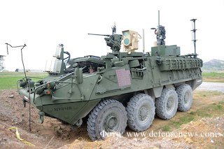 Армия США ставит навигационные анти-глушилки на БТР вблизи границ России Армия США ставит навигационные анти-глушилки на БТР вблизи границ России